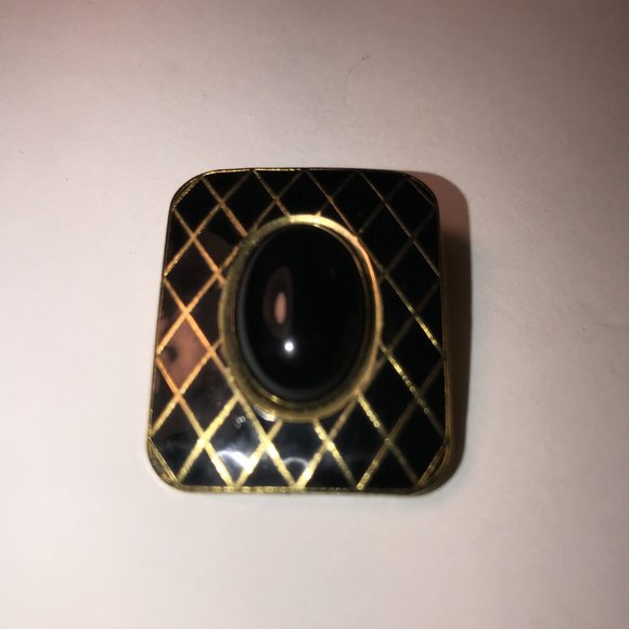 Rectangular Black and gold Mona So Pin - Picture 2 of 3